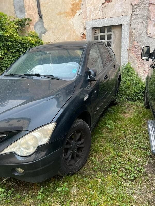 Usata 2009 Ssangyong Actyon Tre volumi | 2500 € (Buon prezzo) - Immagine 1/4