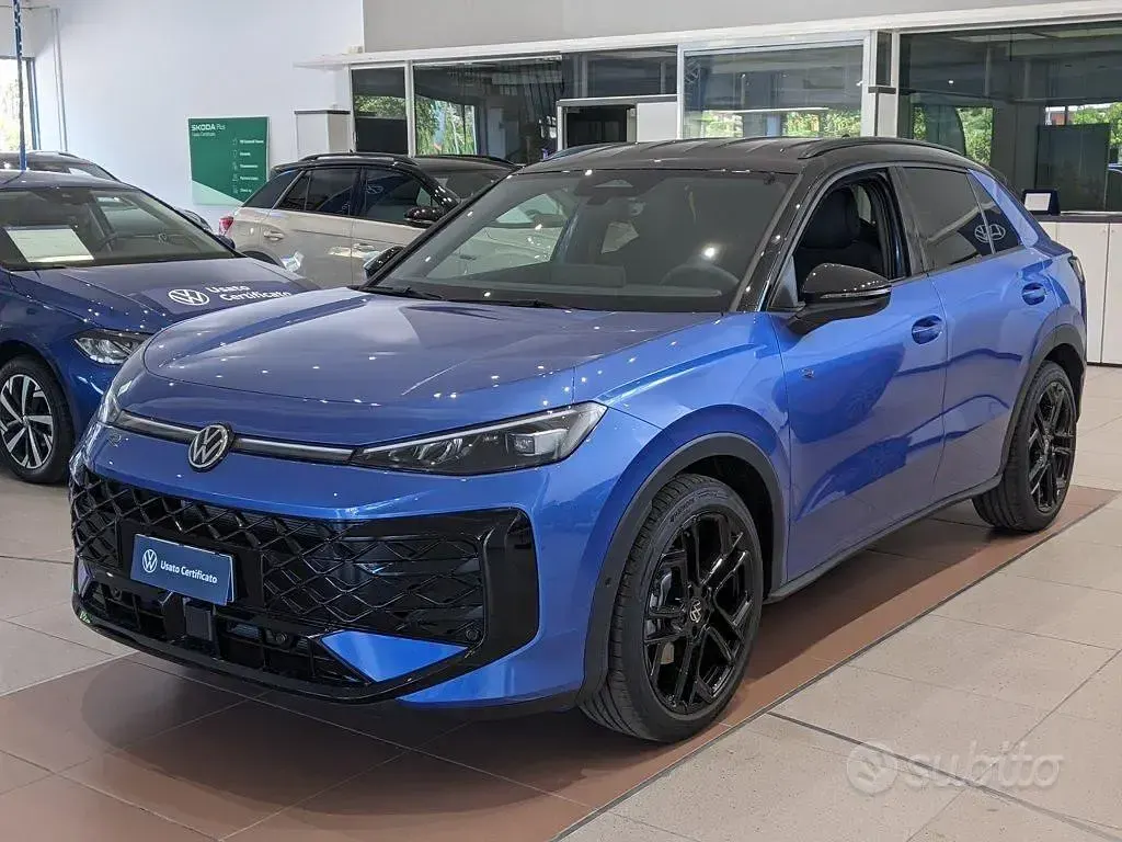 Nuova VW T-Roc R-line 150 CV (110 kW) 2025 Nero SUV