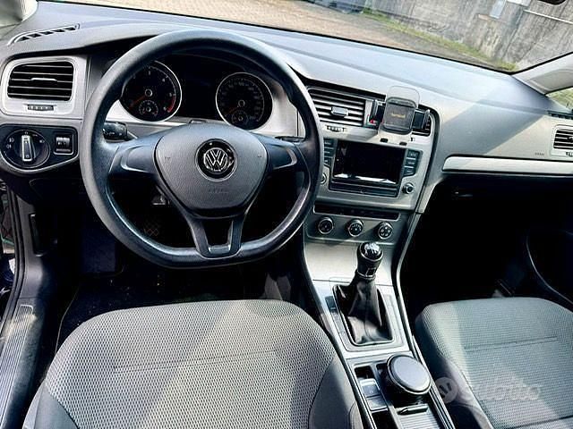 Usata VW Golf VII 110 CV (80 kW) 2014 Nero Berlina