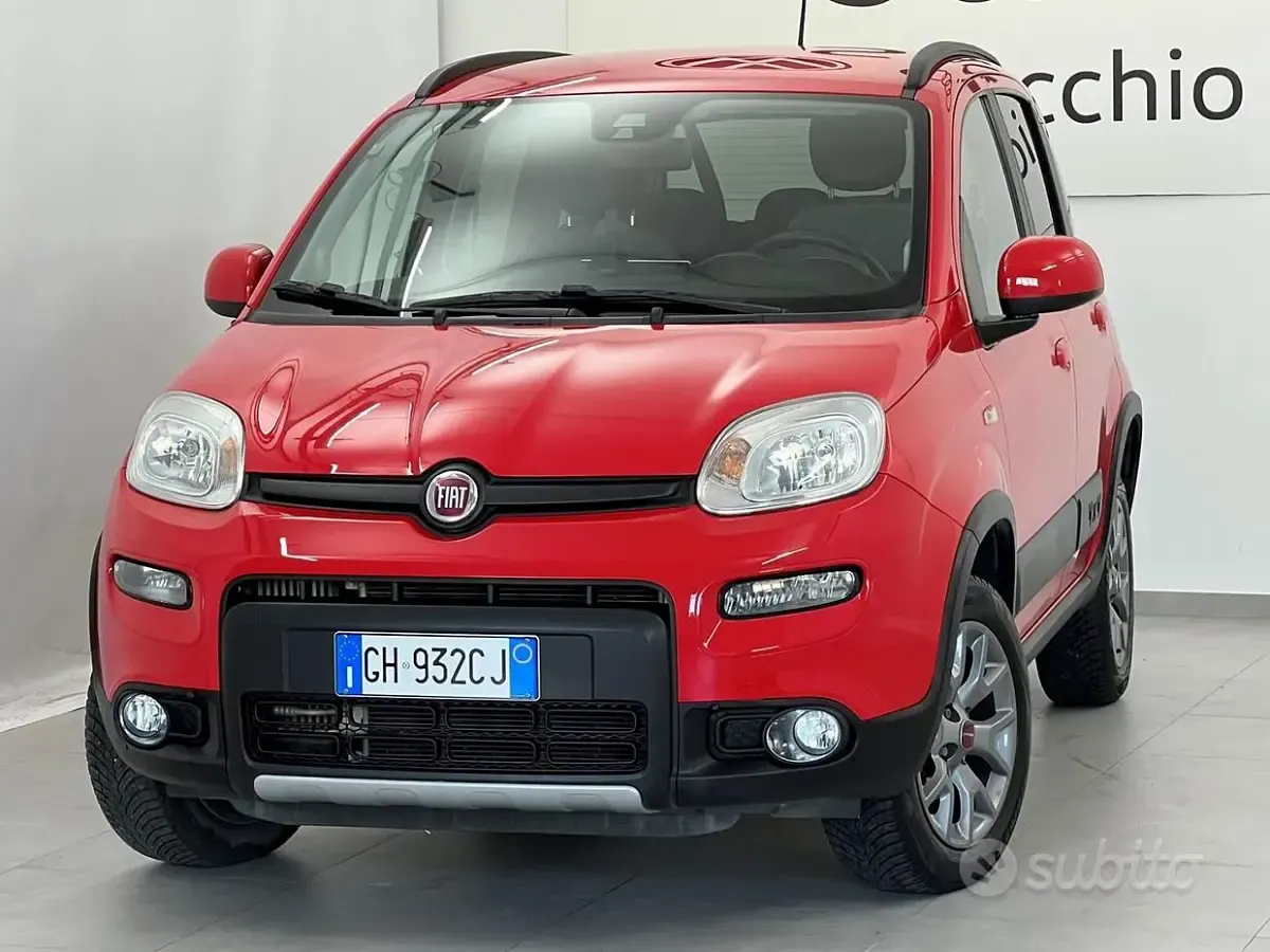 Usata Fiat Panda 4x4 Wild 86 CV (63 kW) 2021 Rosso Utilitaria
