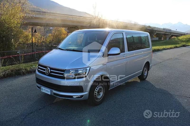 Usata VW Caravelle 150 CV (110 kW) 2019 Grigio Monovolume