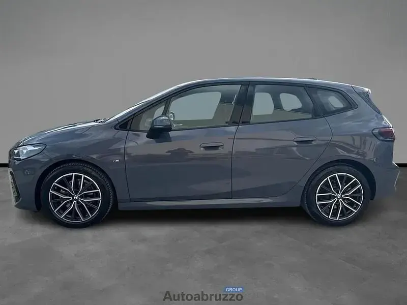 Usata BMW 218 Active Tourer Comfort Edition 150 CV (110 kW) 2024 Grigio Monovolume