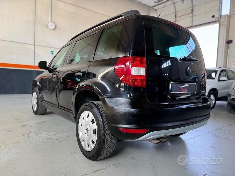 Usata Skoda Yeti Active 105 CV (77 kW) 2010 Nero SUV