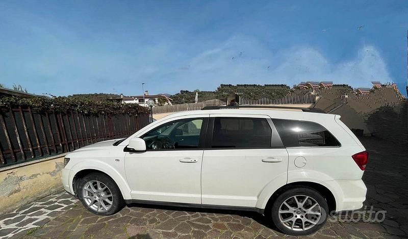 Usata Fiat Freemont 170 CV (125 kW) 2013 Bianco SUV