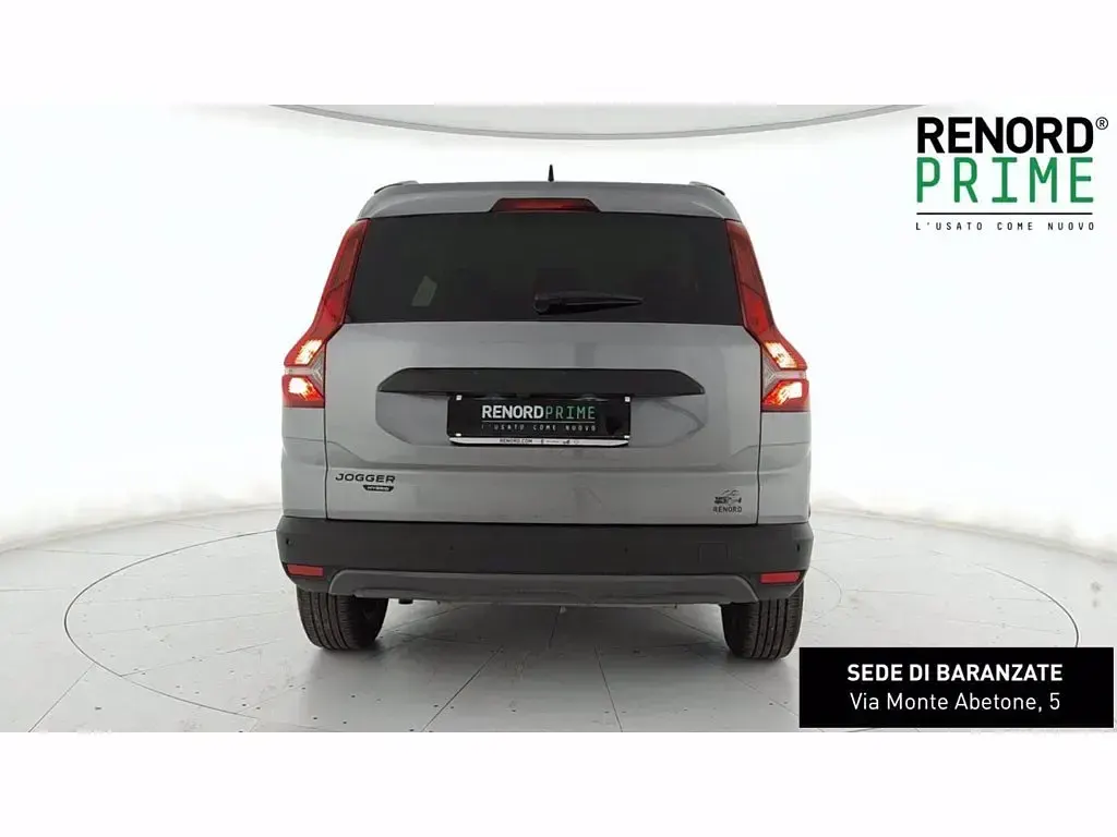 Usata Dacia Jogger Extreme 143 CV (105 kW) 2023 Grigio Monovolume