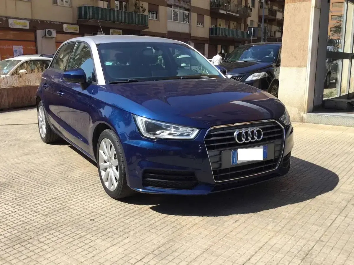 Usata Audi A1 Sportback Admired 116 CV (85 kW) 2016 Blu/azzurro Utilitaria