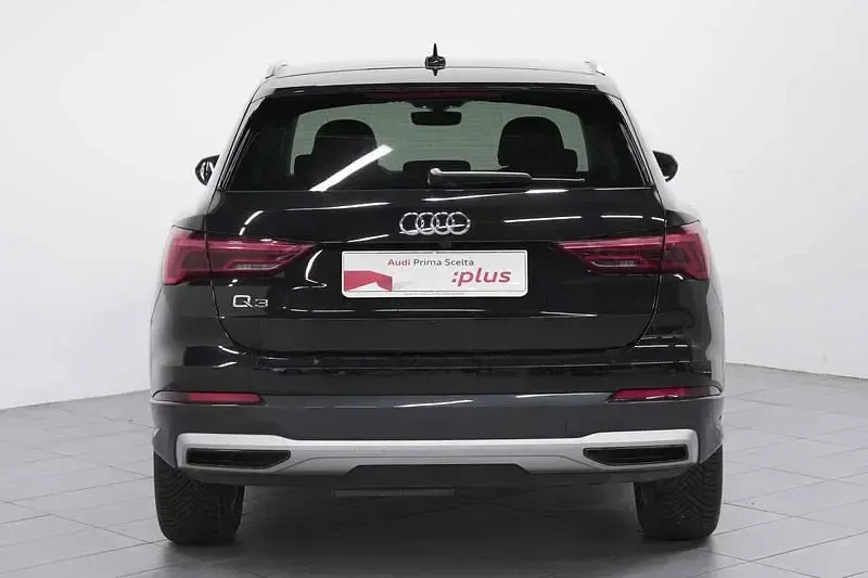 Usata Audi Q3 Ambiente 150 CV (110 kW) 2025 Nero SUV