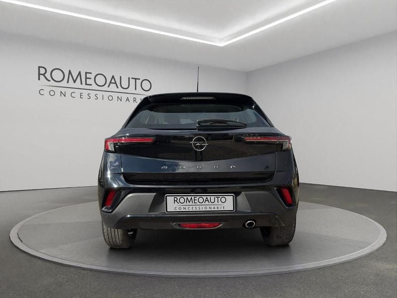 Usata Opel Mokka Elegance 110 CV (80 kW) 2024 Nero metallizzato SUV