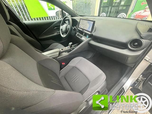 Usata Toyota C-HR Trend 152 CV (111 kW) 2024 Grigio SUV