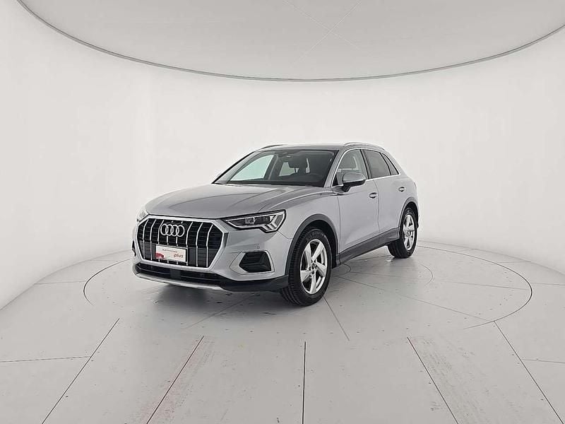Argento Usata 2024 Audi Q3 Advanced SUV | 33.500 € (Super prezzo) - Immagine 1/4