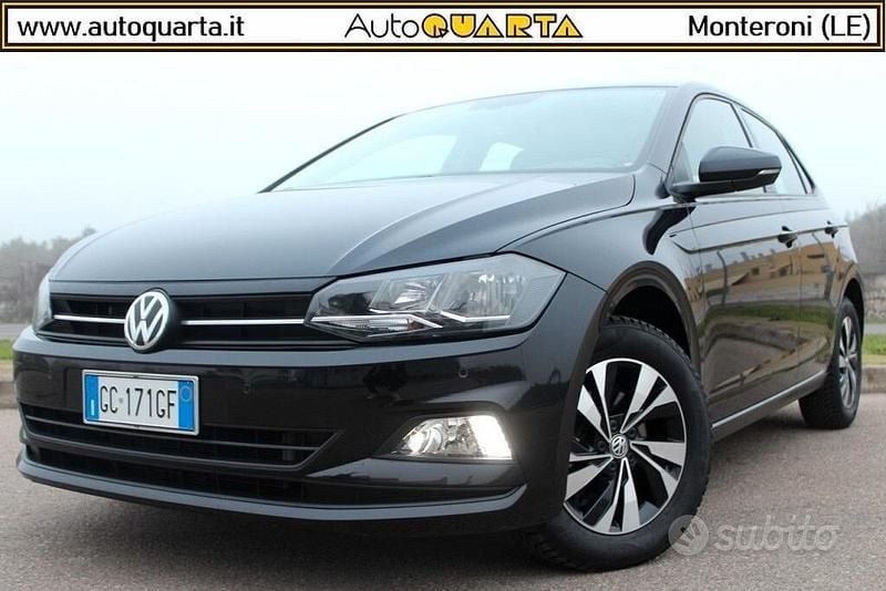 Nero Usata 2020 VW Polo Tre volumi | 16.900 € (Buon prezzo) - Immagine 1/4