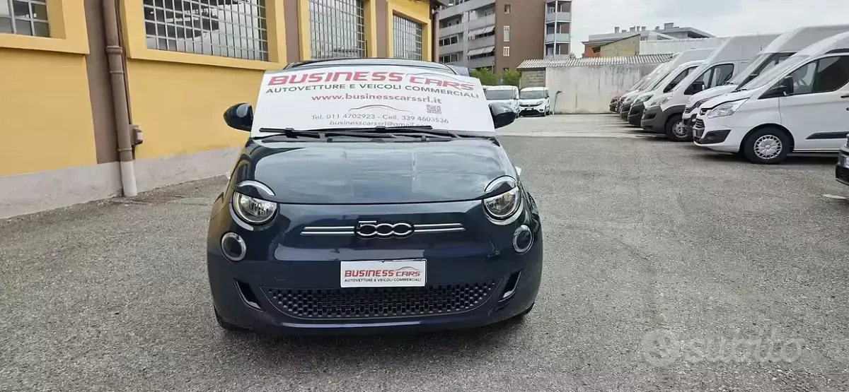 Second-hand Fiat 500e Business 42 kW (58 CP) 2020 Albastru Berlinǎ