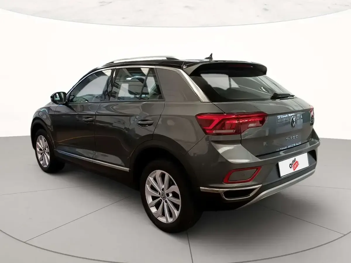 Usata VW T-Roc Style 116 CV (85 kW) 2025 Indium grey metallizzato nero SUV
