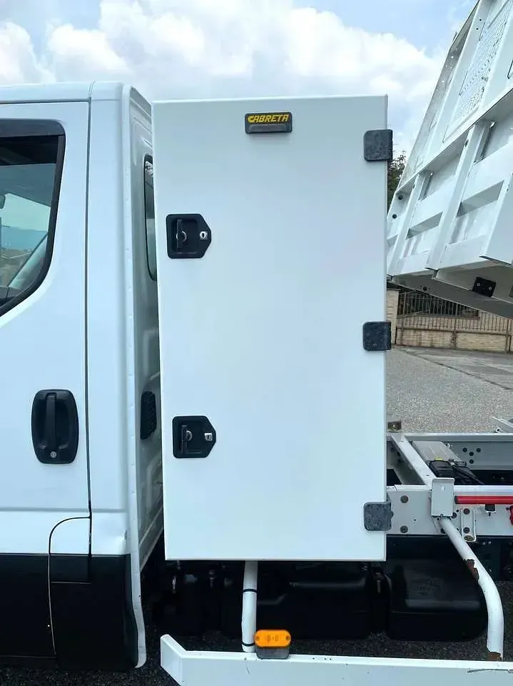 Usata Iveco Daily 136 CV (100 kW) 2020 Bianco Furgone