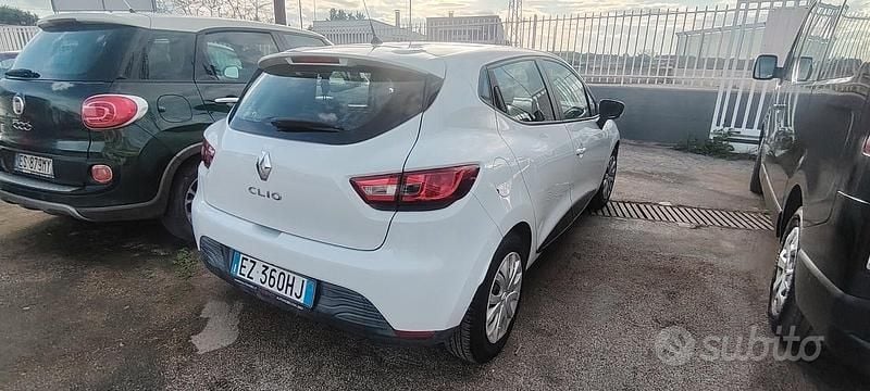 Usata Renault Clio IV 75 CV (55 kW) 2015 Bianco Berlina