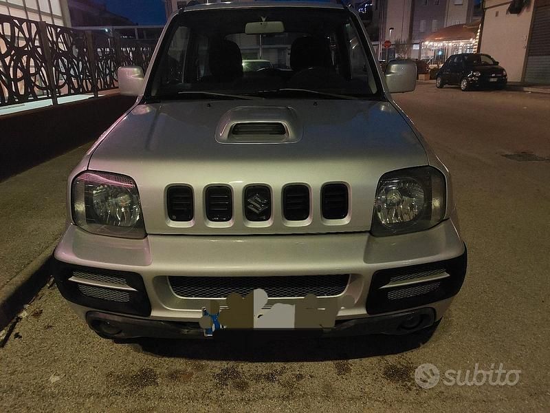 Second-hand Suzuki Jimny 86 CP (63 kW) 2006 Gri SUV