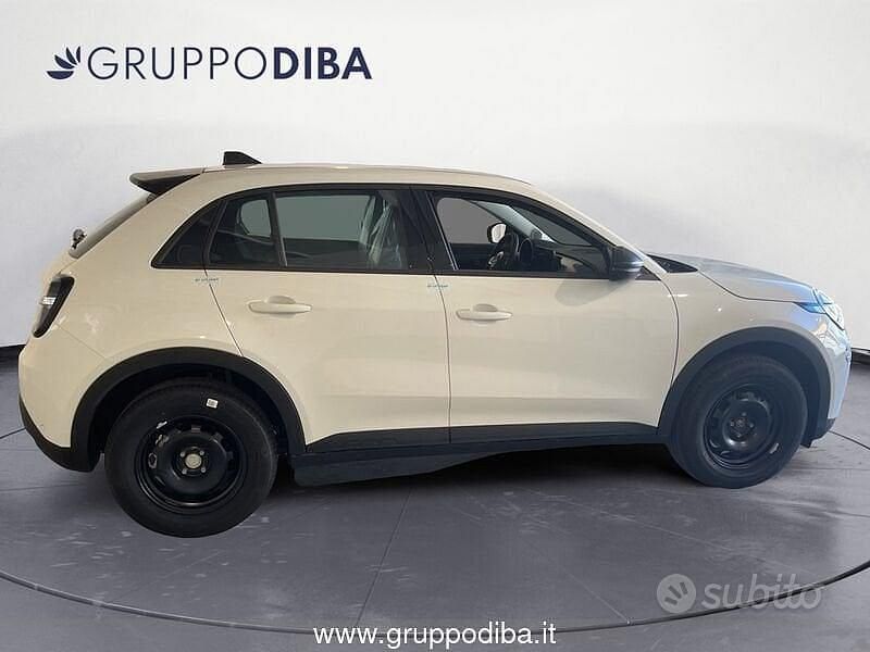 Usata Fiat 600 Pop 110 CV (80 kW) 2025 Bianco SUV