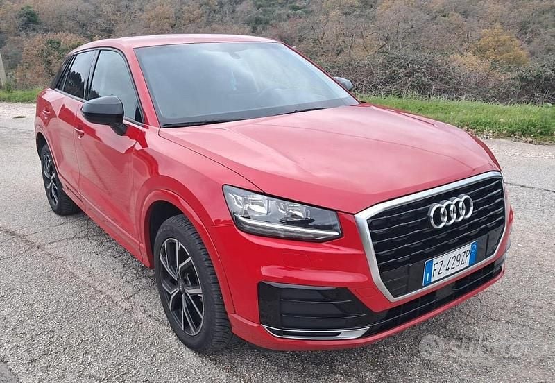 Usata Audi Q2 Admired 116 CV (85 kW) 2020 Rosso SUV