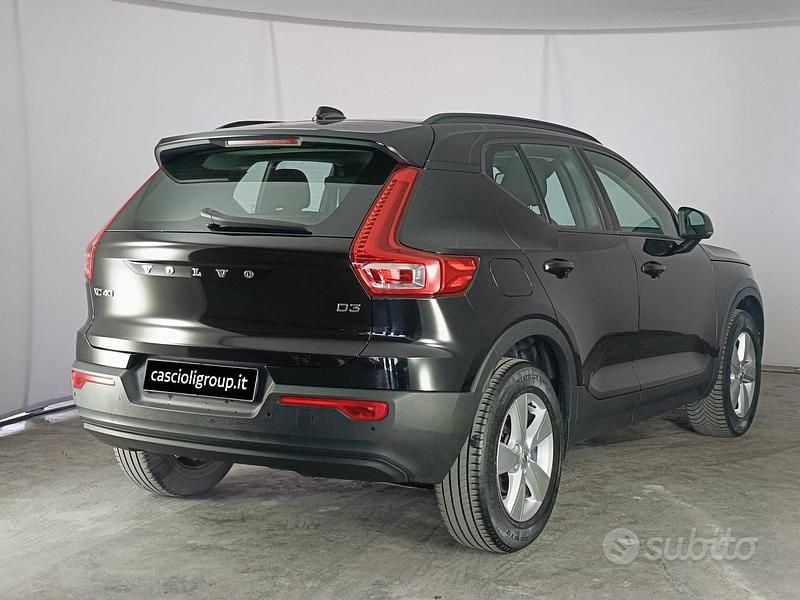 Usata Volvo XC40 150 CV (110 kW) 2018 Nero SUV