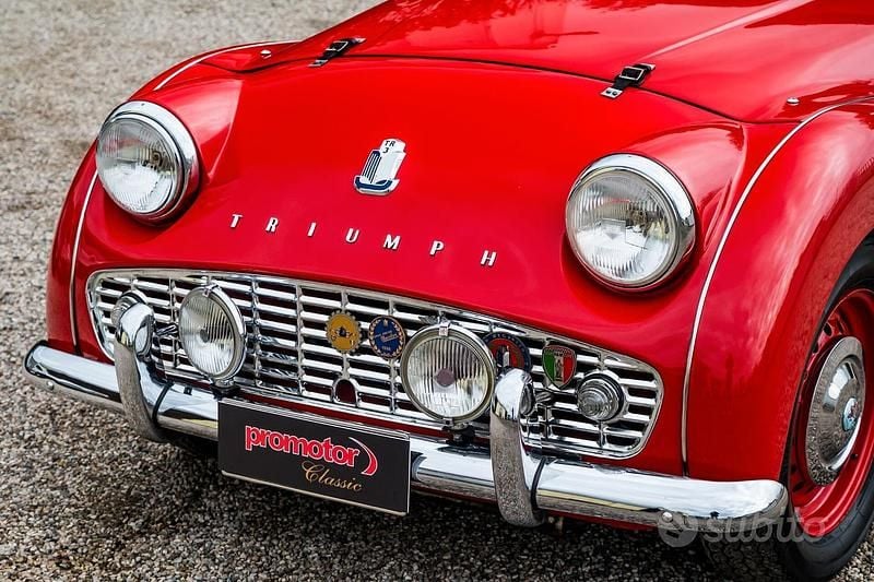 Usata Triumph TR3 100 CV (73 kW) 1960 Rosso Cabrio