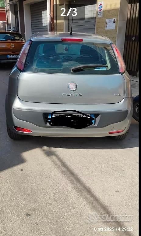 Usata Fiat Punto Evo 77 CV (56 kW) 2010 Grigio Utilitaria