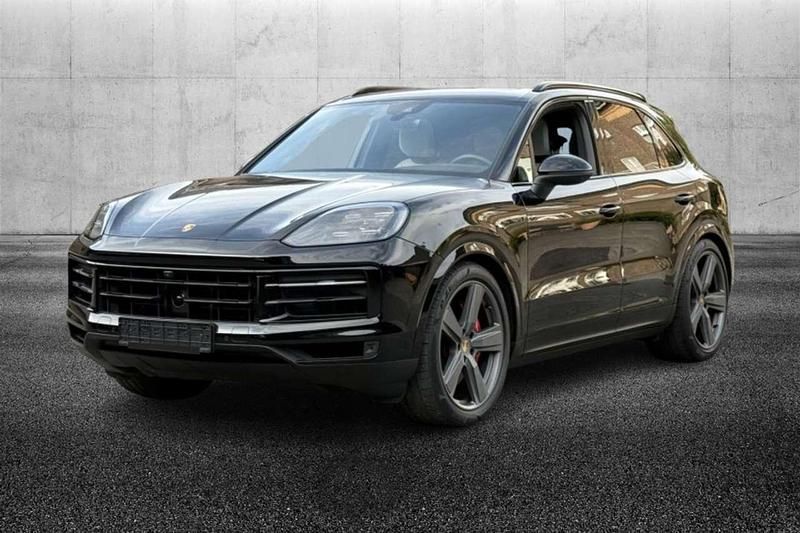 Gebraucht Porsche Cayenne 475 PS (349 kW) 2024 Schwarz SUV