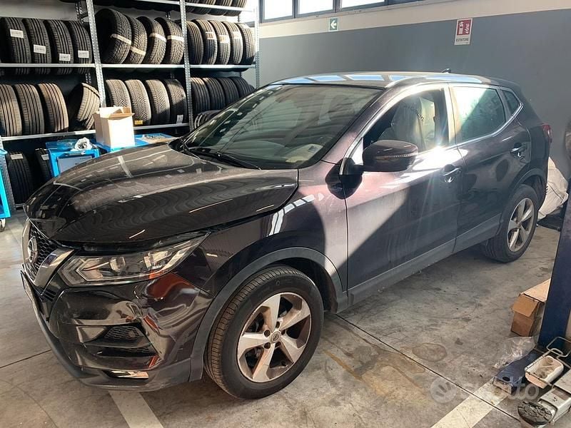 Usata Nissan Qashqai 115 CV (84 kW) 2019 Marrone SUV