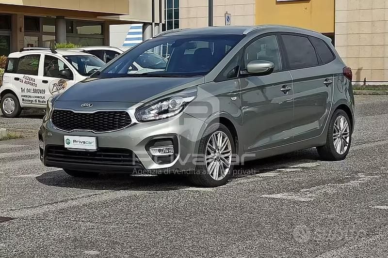 Usata Kia Carens 116 CV (85 kW) 2017 Grigio Monovolume