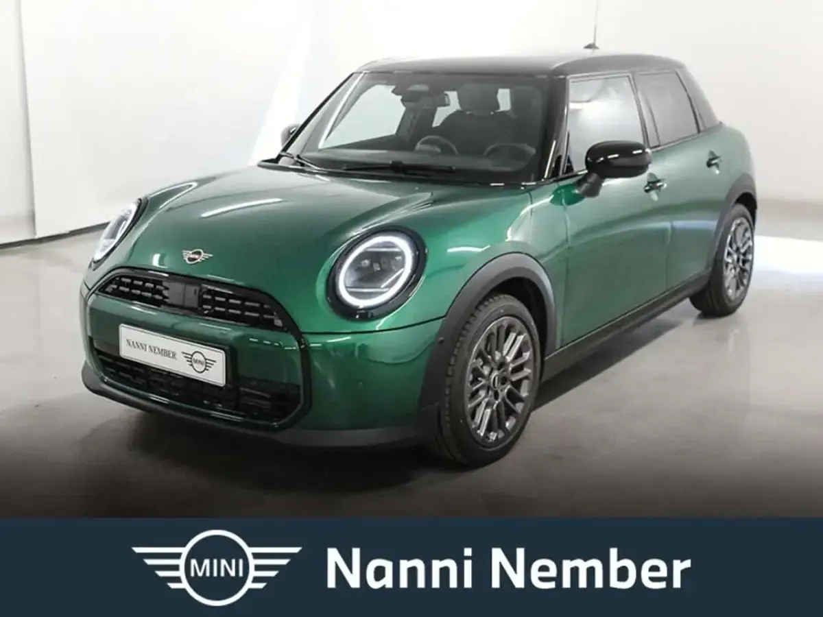 Nuova Mini Cooper Classic 114 kW (156 CV) 2026 British racing green iv Utilitaria
