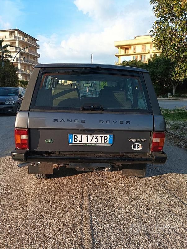 Usata Land Rover Range Rover Classic Vogue SE 173 CV (127 kW) 1991 Grigio Berlina