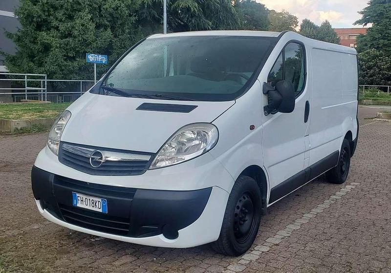 Usata 2014 Opel Vivaro Furgone | 9300 € (Ottimo prezzo) - Immagine 1/4