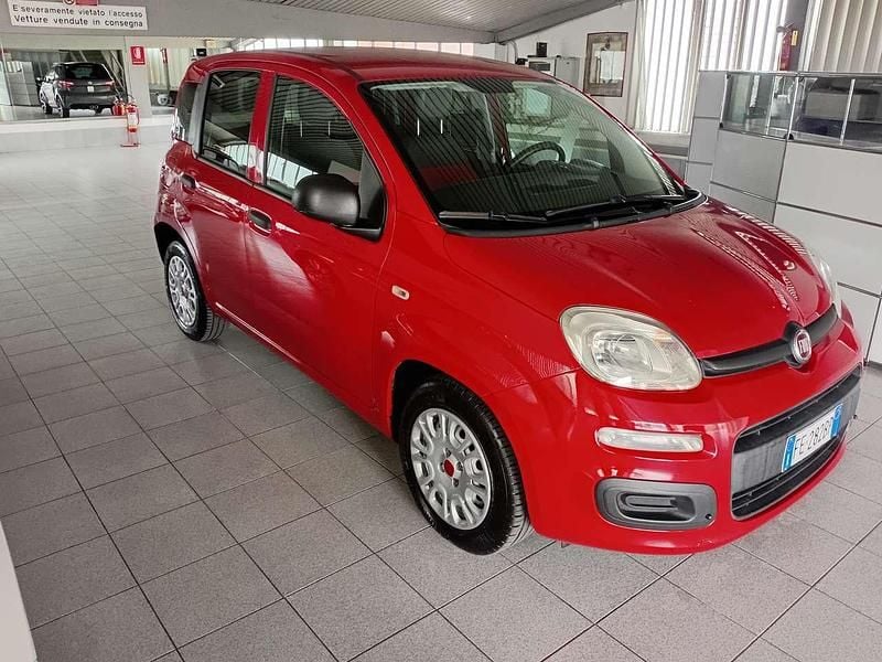 Usata Fiat Panda 80 CV (58 kW) 2016 Rosso Utilitaria