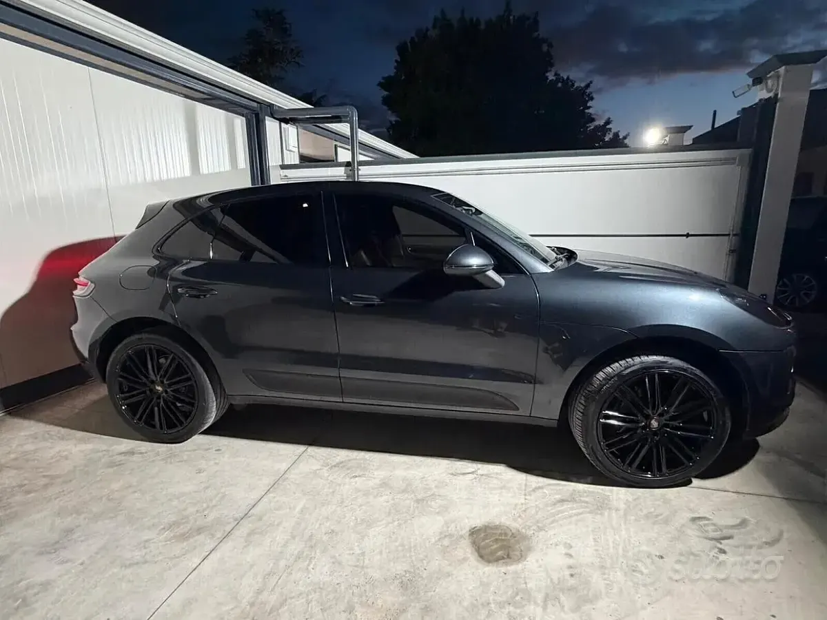 Usata Porsche Macan 245 CV (180 kW) 2020 Marrone SUV