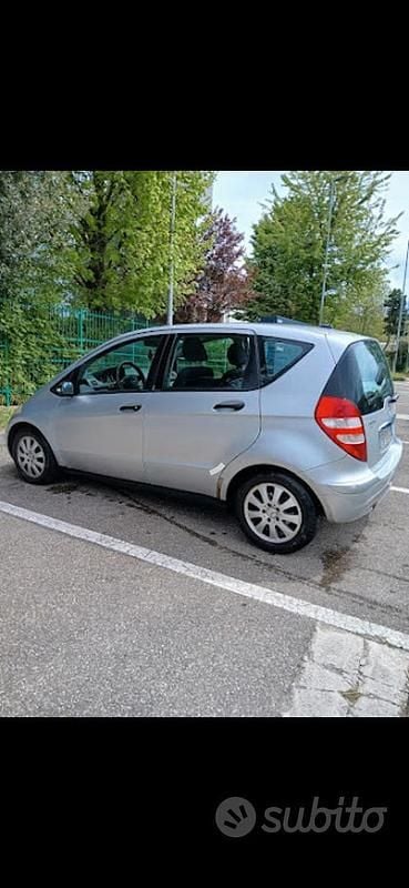 Usata Mercedes A180 Classic 2006 Grigio Berlina