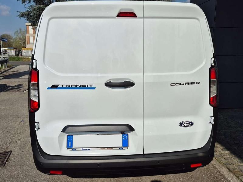 Nuova Ford Transit Trend 100 kW (136 CV) 2026 Frozen white Furgone