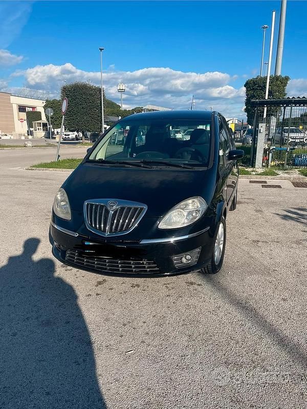 Usata Lancia Musa 95 CV (69 kW) 2009 Monovolume