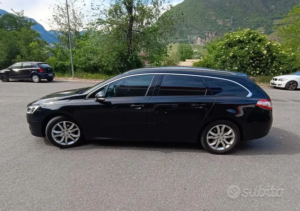 Usata Peugeot 508 SW 120 CV (88 kW) 2016 Nero Station wagon
