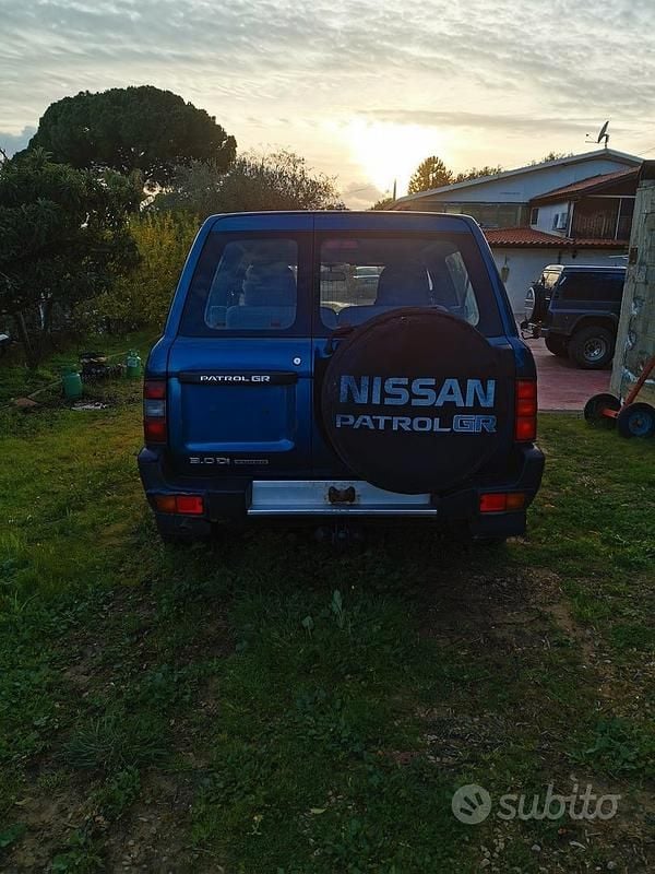 Usata Nissan Patrol 156 CV (114 kW) 2002 Blu SUV