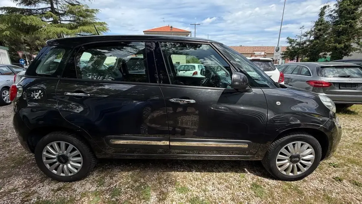 Usata Fiat 500L Lounge 80 CV (58 kW) 2015 Nero Monovolume
