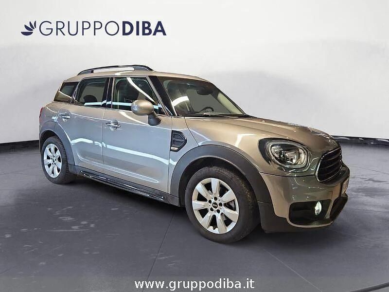 Usata Mini One D Countryman Business 116 CV (85 kW) 2018 Argento SUV