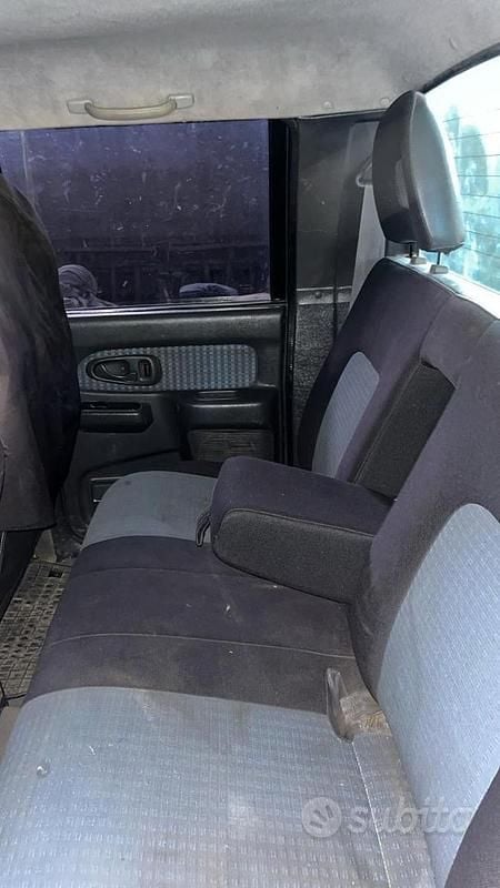 Occasion Mitsubishi L200 87 ch (63 kW) 2000 Pick-up