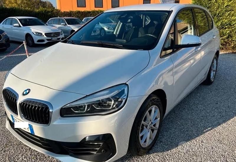 Usata BMW 218 Active Tourer 2020 Bianco Monovolume