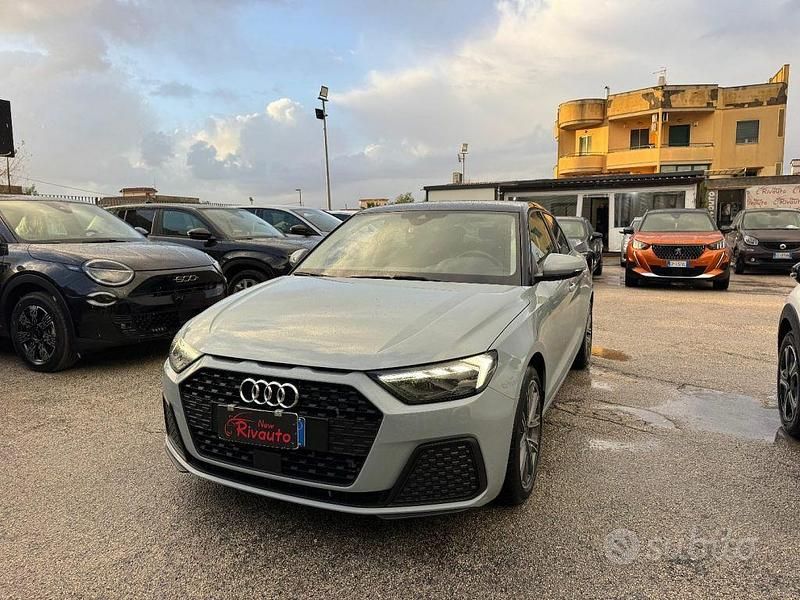 Usata Audi A1 Admired 110 CV (80 kW) 2023 Grigio SUV