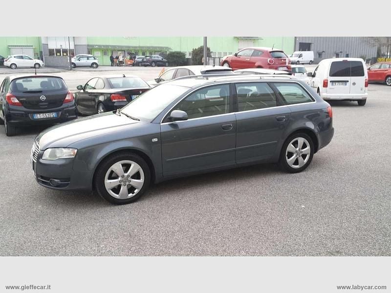 Usata Audi A4 140 CV (102 kW) 2005 Grigio Station wagon