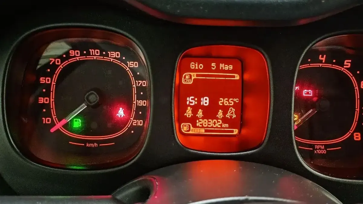 Usata Fiat Panda Easy 70 CV (51 kW) 2018 Grigio Utilitaria