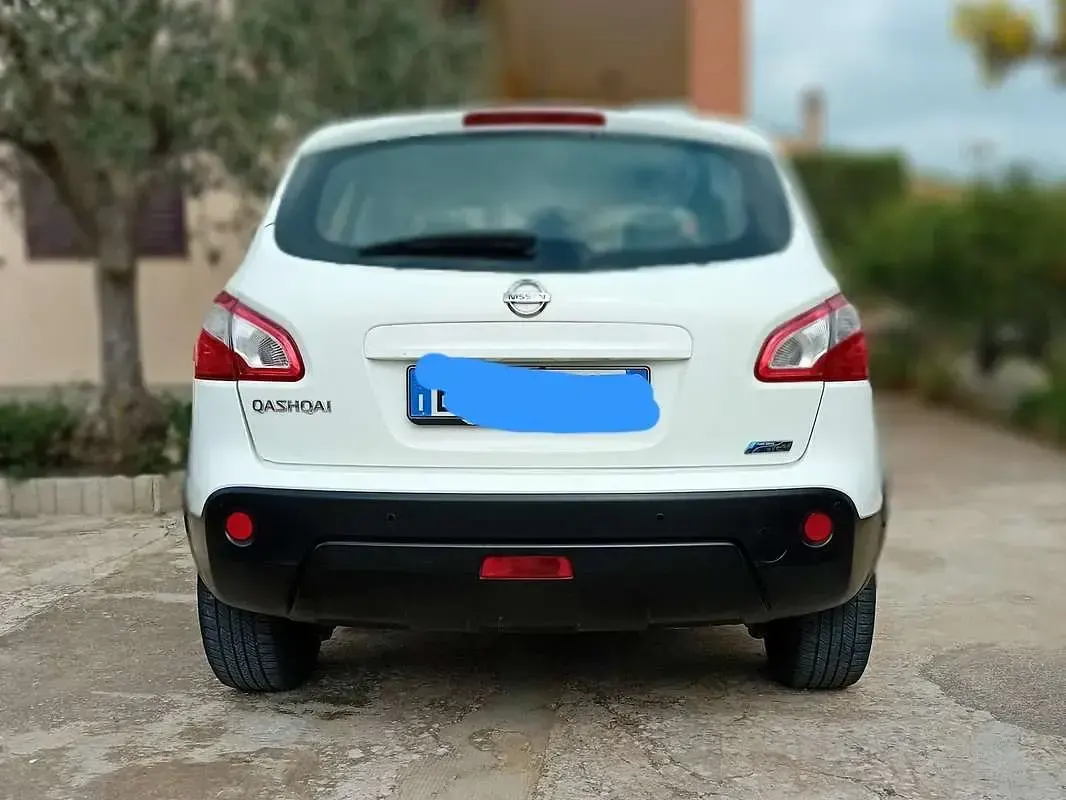 Usata Nissan Qashqai Visia 110 CV (80 kW) 2011 Bianco SUV