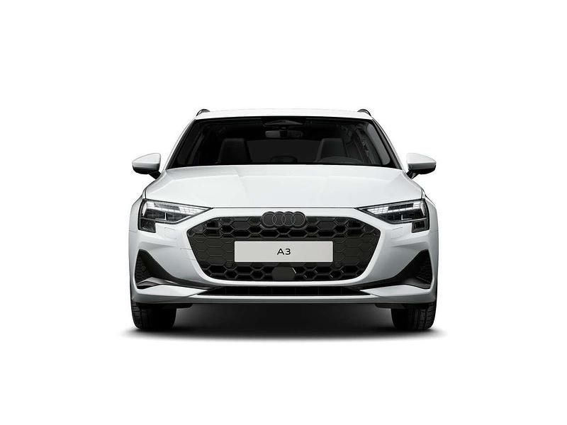 Usata Audi A3 Advanced 204 CV (150 kW) 2025 2y bianco ghiacciaio metallizz Berlina
