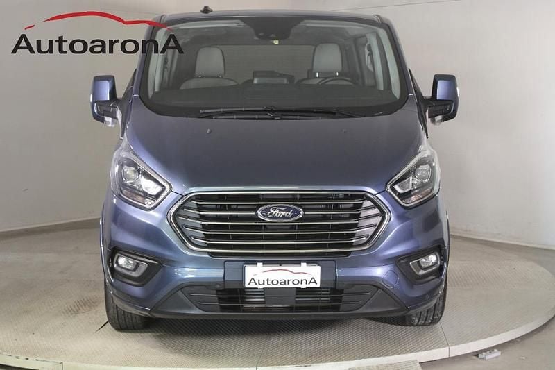 Usata Ford Tourneo Custom Titanium 185 CV (136 kW) 2020 Bleu metallizzato scuro Furgone