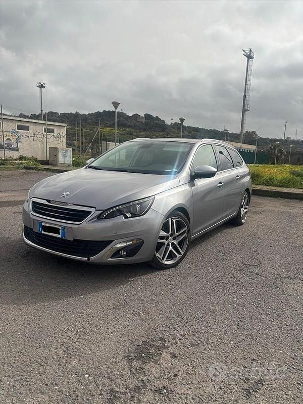 Usata Peugeot 308 SW 120 CV (88 kW) 2015 Station wagon
