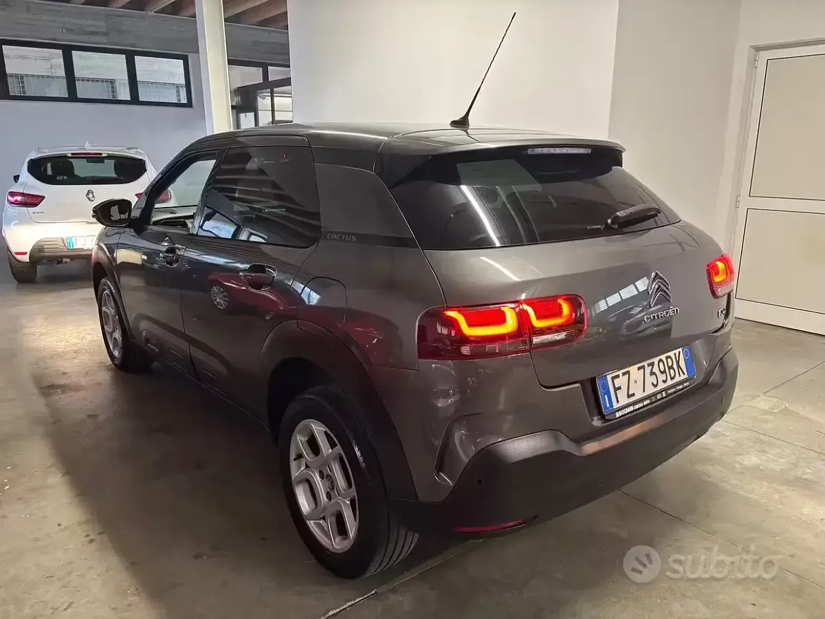Usata Citroën C4 110 CV (80 kW) 2020 Grigio Berlina